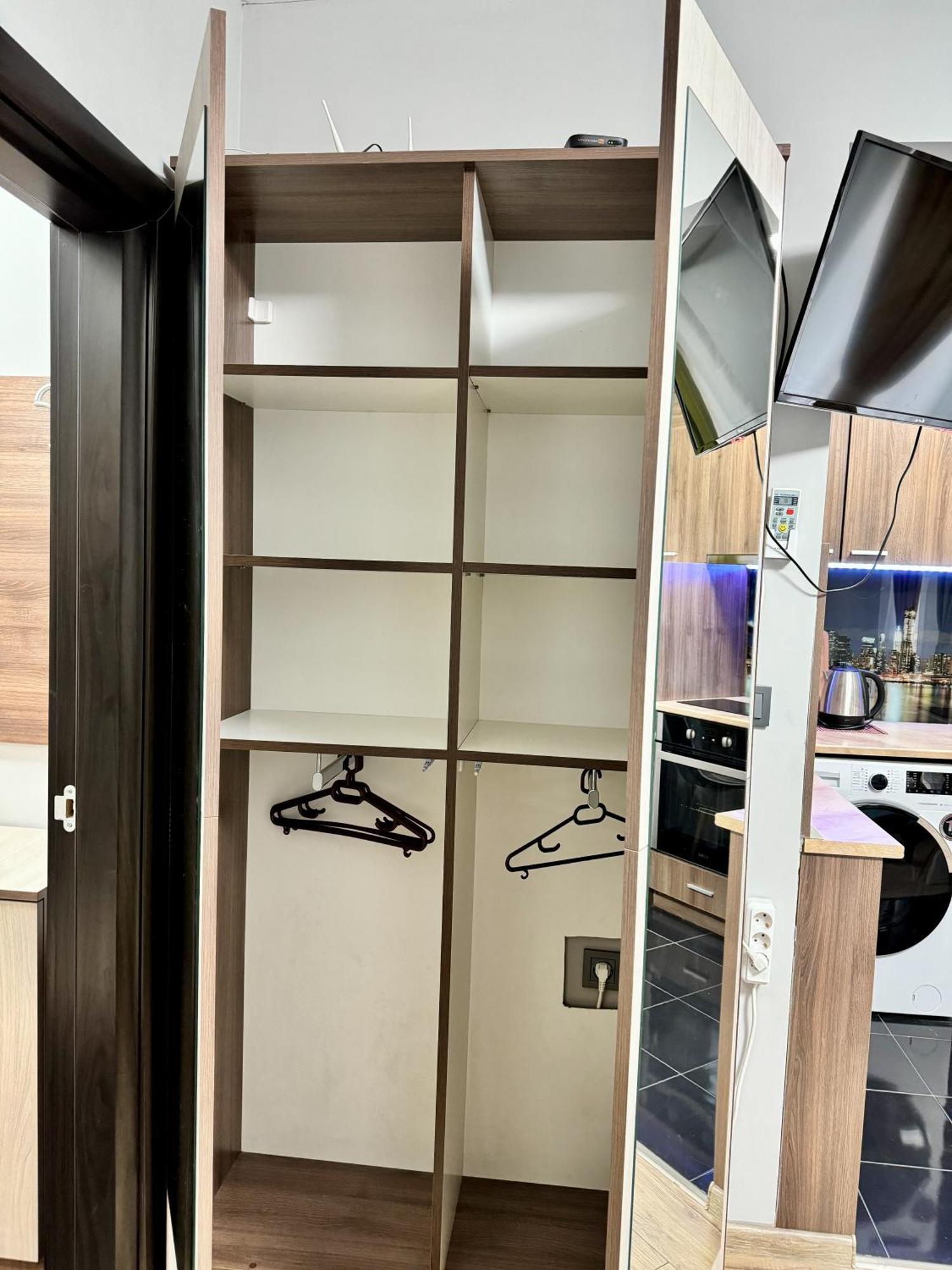 Central Studio Apartment - Varna City Εξωτερικό φωτογραφία
